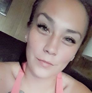 Meet your Posher, Valen